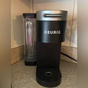 Like New Hardly Used Keurig K-Supreme K-Cup Coffee Maker